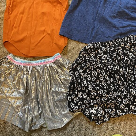 LotOf8 Girls Shorts Skirts S/10 Mixed Brands Summer Beach Sports Outdoors Comfy - Picture 3 of 5